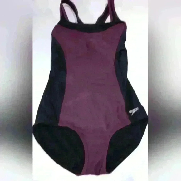 Speedo ultraback one piece swimsuit - Picture 1 of 4